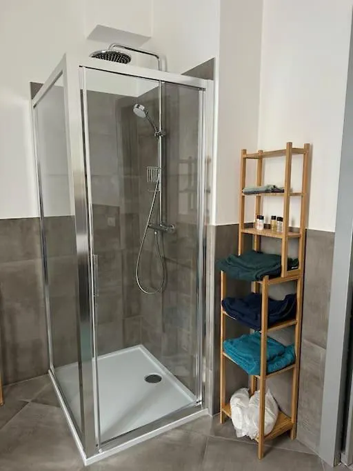Maddy'S House Apartment Mandello del Lario Italy