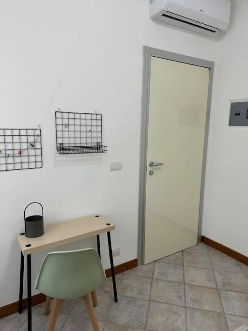 Maddy'S House Apartment Mandello del Lario 0*,